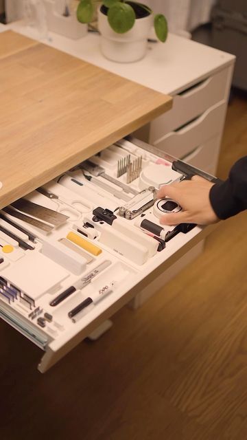 Scott Yu-Jan on Instagram: "did i take it too far? (full video link in bio) #3Dprinting #3Dprint #organization #drawer #perfect #asmr #satisfying #mariekondo #gridfinity #design #organizing #ocd #organizer #organizeyourlife #diy #creality #ender3 #syj" 3d Printed Drawer Organizer, Home Office Desk Setup, Home Studio Desk, Mac Setup, Desk Setups, 3d Ideas, Studio Desk, Desk Goals, Organized Desk Drawers