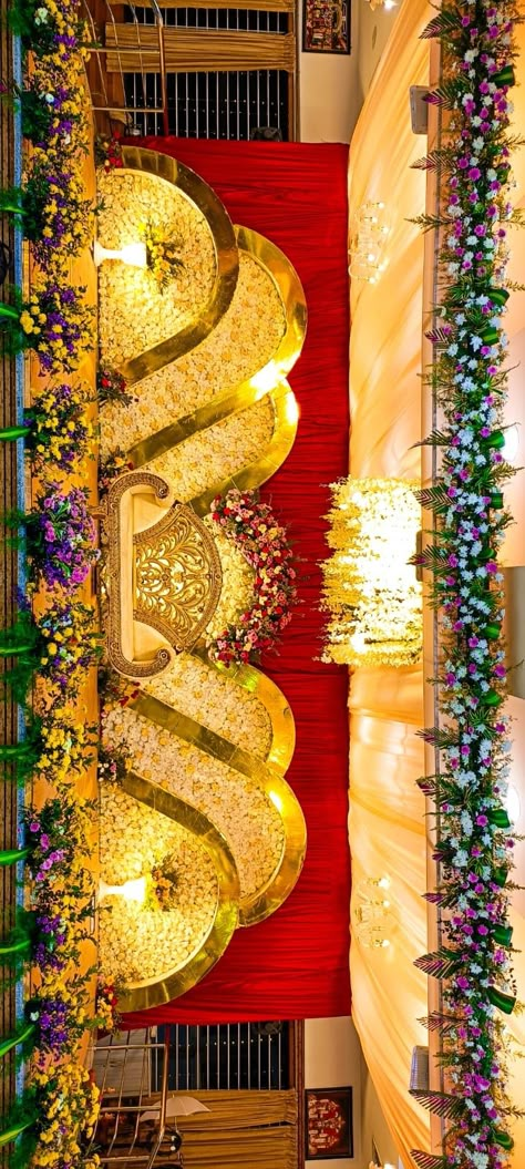 Kr Market Bangalore, Indian Wedding Reception Backdrop, Hall Stage Decoration, Mandap Backdrop, Passage Decoration, Engagement Decorations Indian, Wedding Mandapam, Mandapam Decoration, Reception Stage Decoration