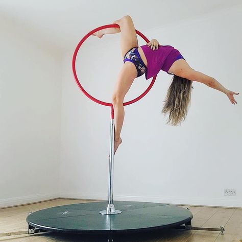 Hoop Poses, Flexibility Routine, Fitness Design, Workout Regimen, Fit Board Workouts, Pole Dance, Pole Dancing, Flower Drawing, Lollipop