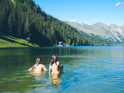 Swim in Lake Arnen, Switzerland Summer In Switzerland, Lake Tekapo New Zealand, Tekapo New Zealand, Lake Swimming, Lake Monsters, Italian Lakes, Love Girl, Alpine Lake, Go Outside