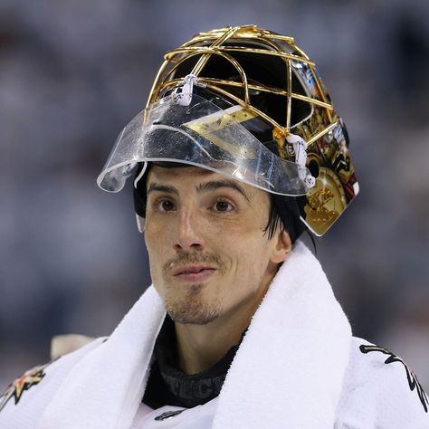 Marc Andre Fleury, Golden Knights Hockey, Philadelphia Flyers Hockey, Las Vegas Golden Knights, Wild Hockey, Flyers Hockey, Hockey Memes, Marc Andre, Hot Hockey Players