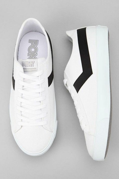 Pony Topstar, beautiful simplicity. Pony Sneakers, Nike Runners, Nike Shoes Air Force, Vintage Sneakers, Nike Fashion, Trendy Sneakers, Mode Inspo, On Sneakers, Best Sneakers