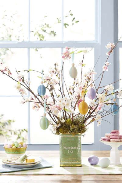 Easter House Decor, Homemade Easter Decorations, Vintage Tea Tins, Dogwood Branches, Diy Spring Crafts, Easter Arrangement, Easter Favors, Easter Egg Tree, Egg Tree