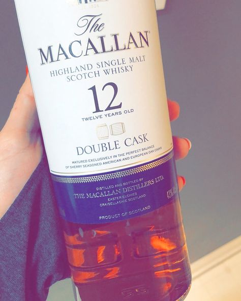 The Macallan - 12 YR Macallan Whisky Snapchat, Macallan Whisky, Whiskey Bar, Scotch Whisky, Single Malt, Rosé Wine Bottle, Whiskey, Alcoholic Drinks, Wine Bottle