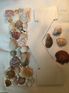 Seashell Alphabet Letters, Seashell Letter, Wood Initials, Shell Craft, Diy Letters, Sea Shell Decor, Letter Form, Shell Decor, Girls Bathroom