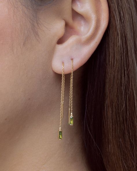 Threader Earrings With Stone, Gold Earrings Delicate, Dangly Chain Earrings, Gold Threader Earrings, Threaded Earrings, Thread Through Earrings, Chain Drop Earrings, Chain Earring, Chain Earrings Dangle