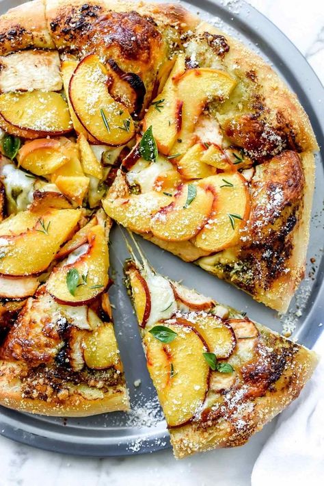 Chicken And Peaches, Homemade Pizza Recipe Easy, Apple Pizza, Chicken Apple, Easy Homemade Pizza, Pesto Pizza, Foodie Crush, Balsamic Chicken, Pizza Recipes Homemade