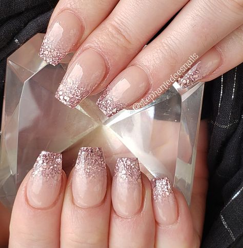 Grey And Rose Gold Nail Designs, Rose Gold Medium Nails, Champagne Rose Nails, Glittery Rose Gold Nails, Rose Gold Nye Nails, Light Pink And Rose Gold Nails, Rose Gold Powder Dip Nails, Rose Gold Bridal Nails, Neutral Nails With Gold Glitter