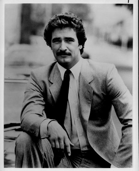 Lee Horsley - (1955-  ) Lee Horsley, Tv Nostalgia, Comedy Tv Shows, Chris O’donnell, Dapper Dan, Old Shows, It's Raining, Vintage Tv, Television Program