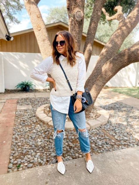 101 Simple Fall Outfit Ideas You'll Love » Lady Decluttered Better With Chardonnay, Sunday Family Dinner, Country Fall Outfits, Fall Fashion Trends Casual, Drinks Outfits, Real Women Fashion, Simple Work Outfits, Capsule Wardrobe Women, Taupe Fashion