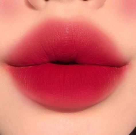 Teknik Makeup, Korean Makeup Tips, Korean Lips, Lip Art Makeup, Ideas For Makeup, Korean Eye Makeup, Lip Makeup Tutorial, Ulzzang Makeup, Fancy Makeup