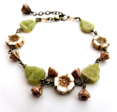 Flower Leaf Bracelet, Earthy Bead Garland Bracelet, Cream Green Brown Czech Glass, Antiqued Brass, Opaque Bead Woodland Jewelry - Etsy Czech Beads Jewelry, Czech Glass Jewelry, Beaded Things, Woodland Jewelry, Beaded Jewelry Bracelets, Leaf Bracelet, Beads Bracelet Design, Bead Garland, Diy Wire Jewelry