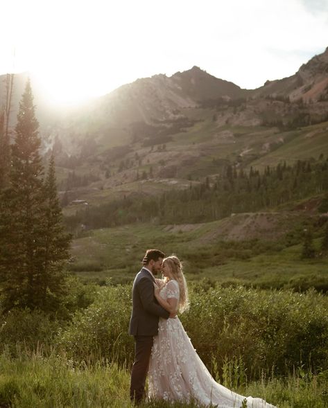 here’s your sign to elope in the mountains and bring me along ✨🦋 Wedding Pictures Mountains, Elopement In The Mountains, Mountain Bridals, Bridal Styled Shoot, Engagement Pictures Poses, Wedding Vision, Pictures Poses, Tennessee Wedding, Mountain Elopement