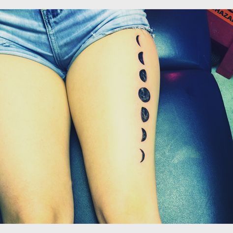 Phases of the Moon Tattoo! Simple Tattoo Hand, Moon Phases Leg Tattoo, Moon Phases Tattoo Thigh, Phases Of The Moon Tattoo Arm, Moon Phase Tattoo Ribs, Tattoo Designs Moon, Phases Of The Moon Tattoo Thigh, Sun And Moon Face Tattoo, Moon Phase Circle Tattoo