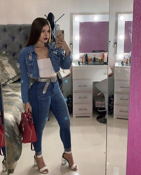 High Waisted Jeans Outfit, Blazer Outfits Casual, Outfit Halloween, Chic Fall Outfits, Outfit Mujer, Causual Outfits, Basic Outfits, Look Casual, Outfits Casuales