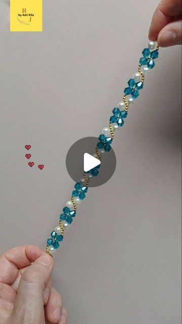 Beaded Bracelet Patterns Tutorials, Bracelet Tutorial Step By Step, Easy Bracelet Tutorial, Friendship Bracelet Tutorial, Bracelet Patterns Tutorials, Easy Bracelet, Unique Beaded Jewelry, Diy Bracelets With String, Crochet Bracelet Pattern