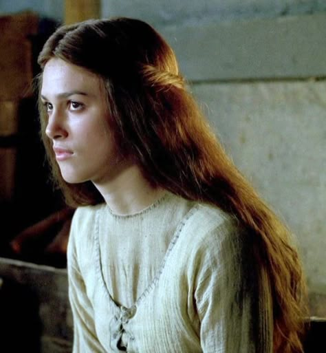 Princess Of Thieves, Elisabeth Swan, Keira Knightly, Female Reference, Disney Live Action, Beautiful Costumes, Keira Knightley, Movie Costumes, Robin Hood