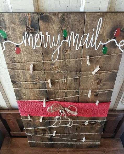 Must Have Craft Tips - Christmas Card Displays - Merry Mail, Card Display, Christmas Signs Wood, Navidad Diy, Noel Christmas, Christmas Wood, Holiday Diy, Christmas Card Holders, Christmas Deco