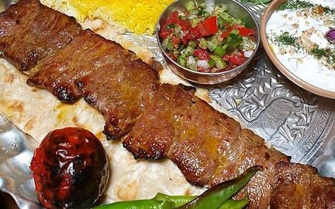 Kabab Barg Recipe; Persian Filet Mignon Kebab - Cooking County Kabob Sauce Recipe, Persian Kebab Recipe, Lamb Backstrap, Beef Fillet, Kebab Recipes, Grilled Tomatoes, Beef Recipe, Persian Food, White Meat