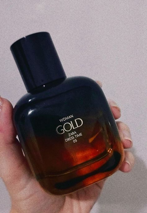 Zara Woman Gold Perfume, Decade Aesthetic, Zara Golden Decade, Gold Perfume, Zara Gold, Zara Woman, Self Care Routine, Zara Dresses, Zara Women