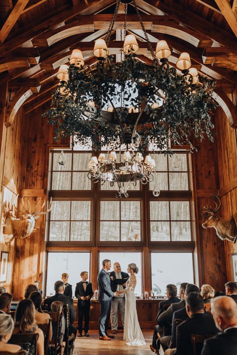 Ceremony Inspiration | Colorado Wedding Venue Inspiration | Saddleridge Beaver Creek Wedding | Beaver Creek Colorado | Colorado Winter Wedding | Colorado Wedding Photography | Beaver Creek Wedding Winter | Colorado Wedding Venues Mountain | Vail Winter Wedding Photography | Wedding Photo Inspiration | Wedding Dress Inspiration | Colorado Wedding Photography | Adventure Wedding + Elopement Photographer | Alicia D'Elia Photography Colorado Winter Wedding, Winter Wedding Photography, Beaver Creek Wedding, Beaver Creek Colorado, Vail Wedding, Venue Inspiration, Creek Wedding, Wedding Destinations, Colorado Winter