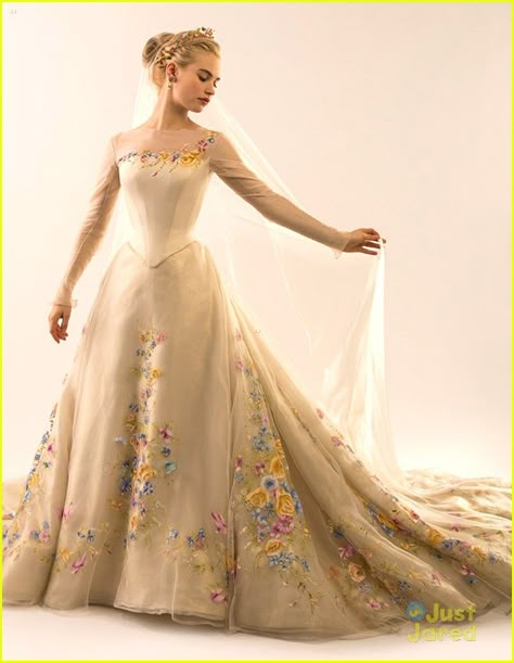 Lily James: See Cinderella's Wedding Gown NOW! | lily james cinderella wedding dress see pics 03 - Photo Wedding Dress Cinderella, Cinderella Movie, Cinderella 2015, Disney Wedding Dresses, Wedding Dresses Cinderella, Fairy Tale Wedding Dress, Cinderella Wedding, Pnina Tornai, Cinderella Dresses