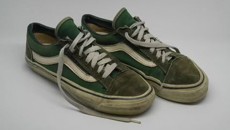 vintage vans style #36 ~ US4 ? Hellboy Tattoo, Vans Aesthetic, Green Vans, Funky Shoes, Vintage Sneakers, Vans Style, Old Shoes, Vintage Vans, Percy Jackson And The Olympians