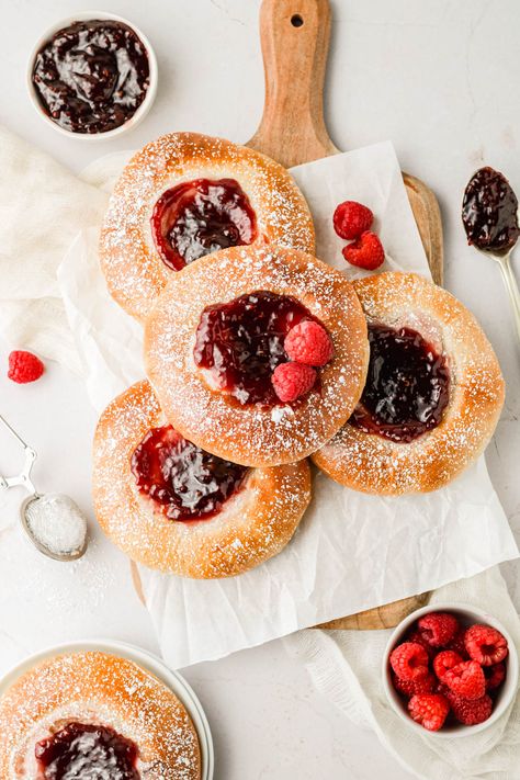 Raspberry Cheesecake Brioche Buns | Sift With Kima Raspberry Dessert Recipes, Rasberry Cheesecake, Breakfast Brioche, Raspberry Recipes Dessert, Brioche Bread Recipe, Raspberry Dessert, Oreo Pie, Raspberry Desserts, Peanut Butter Oreo