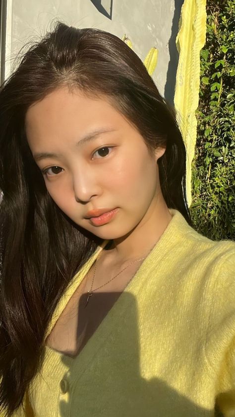 KIM JENNIE YELLOW BLACKPINK HD WALLPAPER LOCKSCREEN EXTENDED VERSION Gambar One Direction, Guitar Acoustic, Jennie Ruby Jane, Jennie Kim Blackpink, Ruby Jane, 인물 사진, Blackpink In Your Area, Blackpink Fashion, Lalisa Manoban