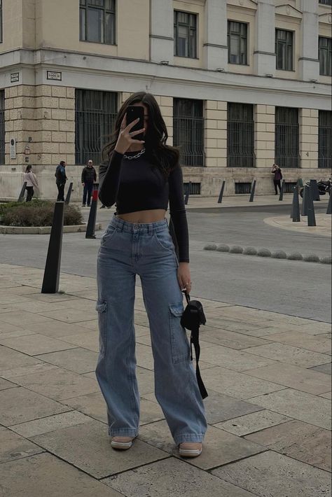 Sexy Outfit inspo College Outfit Ideas Casual, Ideas De Outfits Juveniles, Wide Leg Outfit, Wide Leg Jeans Outfit, Outfit Elegantes, Legs Outfit, Outfits Con Jeans, Jeans Outfit Women, Cargo Pants Outfit