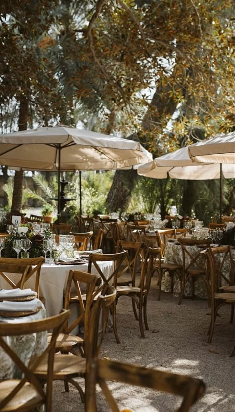 Spanish Finca Wedding, Finca Wedding Decor, Spanish Countryside Wedding, Wedding Spain Inspiration, Finca Wedding Spain, Finca Morneta Wedding, Spring Luncheon, Mallorca Wedding, Mediterranean Wedding