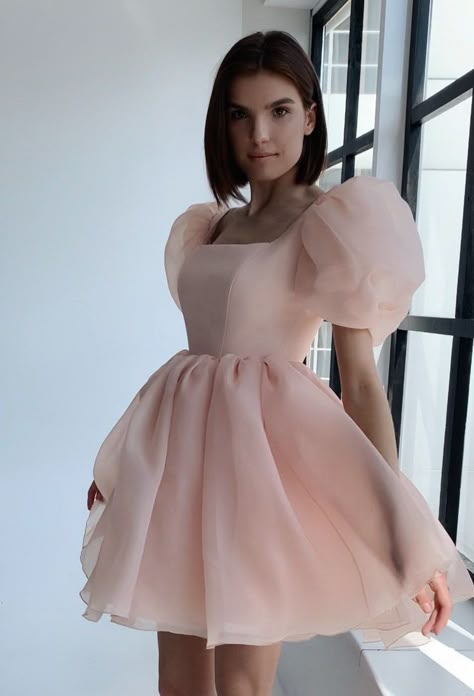 Puff Sleeve Dress Outfit, Short White Dress Wedding, Fluffy Dress, Knee Length Wedding Dress, Mini Wedding Dresses, Hoco Dresses Short, Puffy Dresses, 파티 드레스, Puff Dress