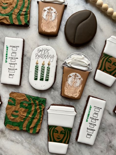 Starbucks Cookies Decorated, Starbucks Theme, Beautiful Bakery, Design Cookies, Starbucks Cookies, Starbucks Party, Royal Cookies, Starbucks Birthday, No Bake Sugar Cookies