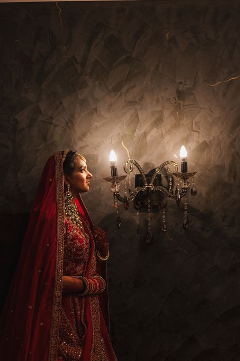 #wedding #indianwedding #bridalportrait #portrait #bride #indianbride #photography #TarjVideoFilms Women Poses, Indian Bride Photography Poses, Indian Wedding Poses, Bride Photos Poses, 4 Poses, Bride Photos, Lehenga Red, Bridal Photography Poses, Bride Photography Poses