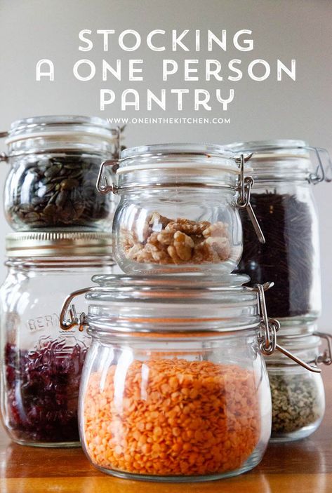 Build A Kitchen Pantry, Dry Pantry, Pantry Basics, Pantry List, Emergency Prepardness, Pantry Organisation, Food Cost, Healthy Meals For One, Single Recipes