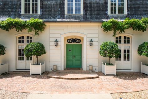 Best of Buckhead: Architecture. Buckhead living is certainly one of a kind. Norman Askins, Potted Boxwood, Box Garden, Atlanta Homes, Green Door, French Country House, Architecture Exterior, House Architecture Design, Southern Style