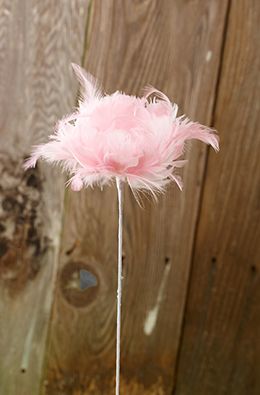 Feather Flowers, Flower Tulip, Crafts For Teens To Make, Fleurs Diy, Flower Store, Summer Crafts For Kids, Flowers Paper, Feather Crafts, Handmade Flowers Paper