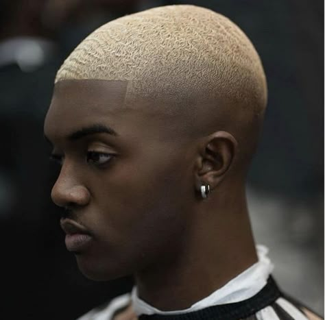 Popular Mens Haircuts, Best Fade Haircuts, Hair Color For Dark Skin, Men Blonde Hair, Black Hair Cuts, Waves Haircut, Dyed Hair Men, Black Men Haircuts, Dark Skin Men