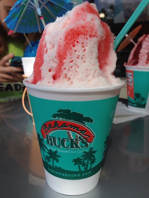 I love Bahama bucks comment down bellow what your favorite flavor there is! Bahama Bucks, Salty Foods, Salty Hair, Delicious Drinks, Snow Cones, Kawaii Food, Summer Treats, Caribbean Islands, Food Design