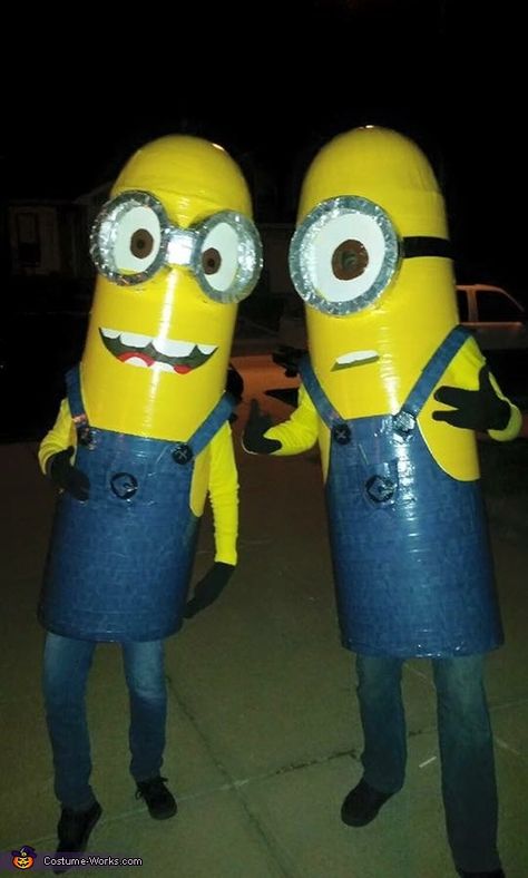 Minions Couple Costume, Minion Couple Costume, Minion Couple, Couple Costume Diy, Minion Halloween, Diy Couples Costumes, Halloween Costumes 2016, Clothes Board, Couple Costume