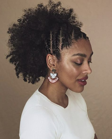 High Puff, Cabello Afro Natural, Hair Puff, Natural Hair Beauty, 4c Hair, Penteado Cabelo Curto, Natural Hair Inspiration, Hair Crush, 4c Hairstyles