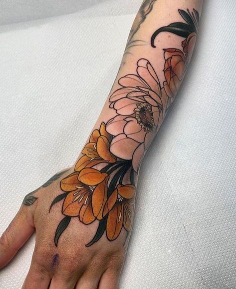 Art Nouveau Floral Tattoo, Art Nouveau Tattoo Flower, Traditional Tattoo Arm, Art Nouveau Tattoo, Floral Tattoo Shoulder, Nouveau Tattoo, Flower Sleeve, Lily Tattoo, Vintage Tattoo