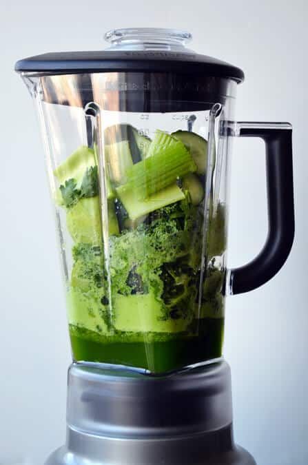 Green Juice Blender, Juice In A Blender, Kale Juice, Blender Smoothie, Best Smoothie, Juicing With A Blender, Just A Taste, Detox Juice Recipes, Green Juice Recipes