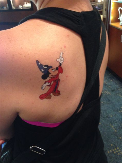 My temp tattoo from downtown disney . Soon to be real :) Sorcer Mickey Tattoo, Sorcerer Mickey Tattoo, Sorcerer Tattoo, Mickey Tattoos, Tattoo Scar, Mickey And Minnie Tattoos, Sorcerers Apprentice, Minnie Tattoo, Epic Outfits