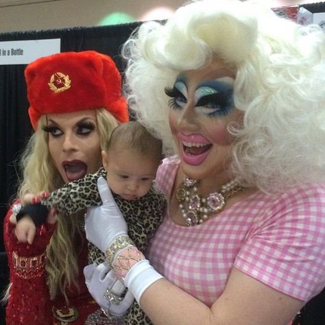 Tricia Mattel, Katya Trixie, Katya Zamolodchikova, Rupaul Drag Queen, Trixie Mattel, Mom Dad Baby, Trixie And Katya, Infant Adoption, Queen Makeup