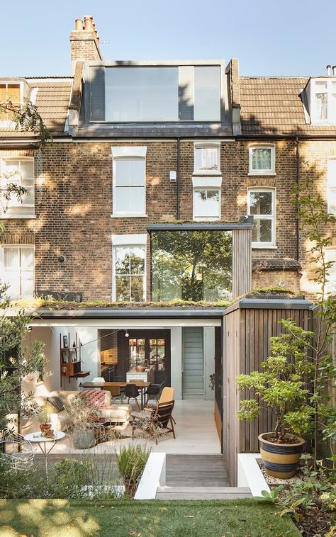 Renovation Facade, Townhouse Renovation, Nyc Townhouse, Victorian Terrace House, Roof Extension, London Townhouse, Extension Designs, House Extension Design, Rear Extension