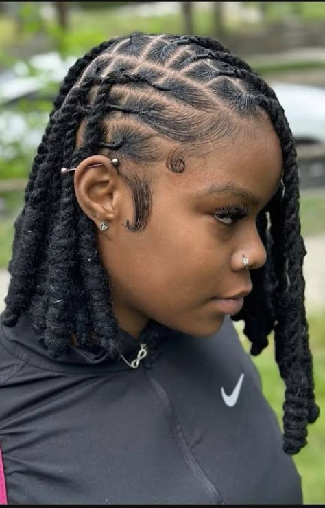 Bob Dreadlocks Hairstyles, Asymmetrical Loc Knot Bob, Small Loc Styles, Loc Retwist Styles For Women Short, Unique Dreadlock Hairstyles, Dreadlocks Hairstyles For Black Women, Dye Dreads, Island Locs, Loks Hair