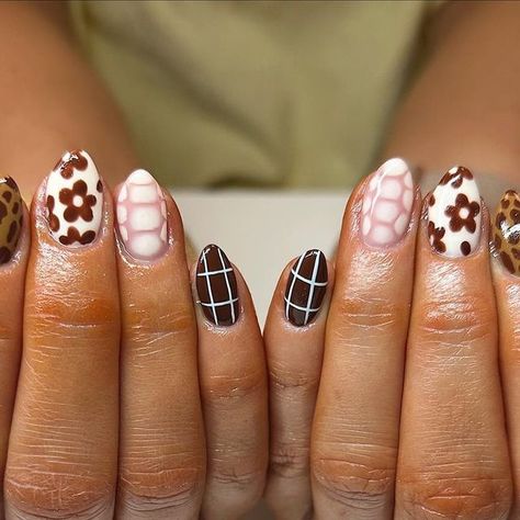 Katie Haskins Madsen on Instagram: "These are perfect!!! Fall nails!! #fallnails #septembernails #octobernails #nails #brownnails #nailsnailsnails" Cute Fall Thanksgiving Nails, November Nails Gel, Fall Leopard Nail Designs, Rust Orange Nails, November Nail Art Fall, Cute Short Fall Nails, Western Fall Nails, Hunting Nails, November Nails Ideas