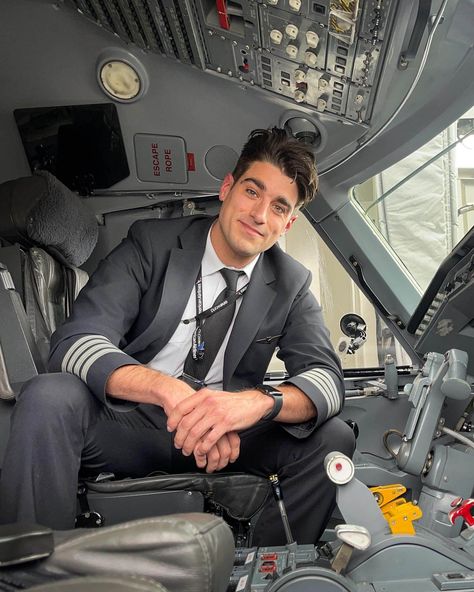 Andrew DaCosta | DATINGSCAMMER.INFO Pilot Uniform Airline, Pilot Uniform Men, Brunette Boys Aesthetic, Pilot Uniform, City Life Photography, Selfie Photos, Delivery Pictures, Video Call With Boyfriend Screen Photo, Airplane Pilot