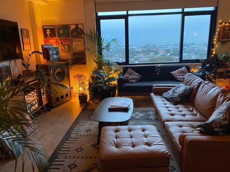 Living Room Setup, Deco Studio, Future Apartment Decor, Aesthetic Rooms, Apartment Decor Inspiration, Dream House Interior, Apartment Inspiration, Room Inspiration Bedroom, Dream Decor